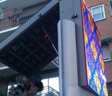 Экран 2 СИД отверстия фронта P8RGB на открытом воздухе/одиночный бортовой показ